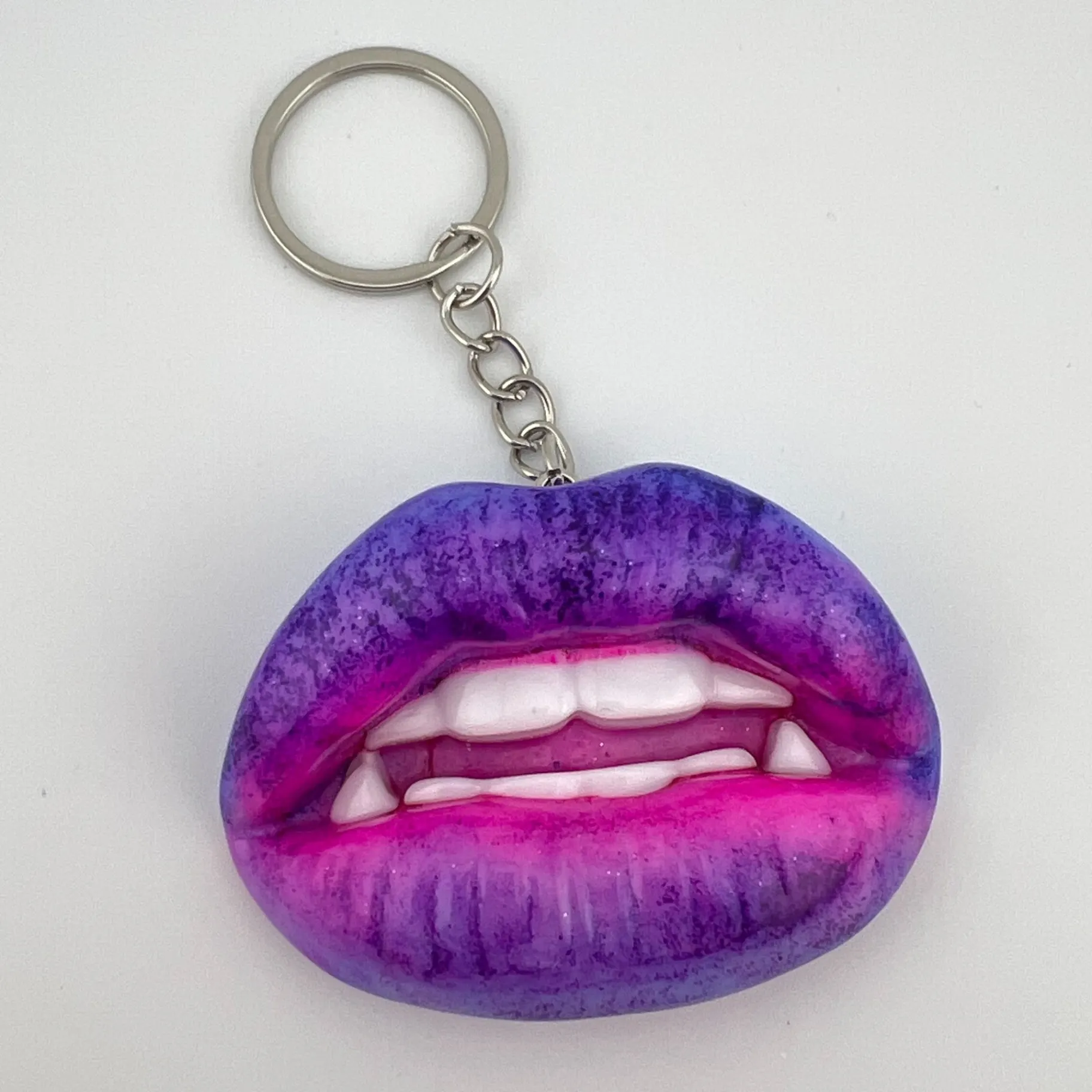 Přívěsek, pryskyřice, pusinka, neonka, fialorůžová